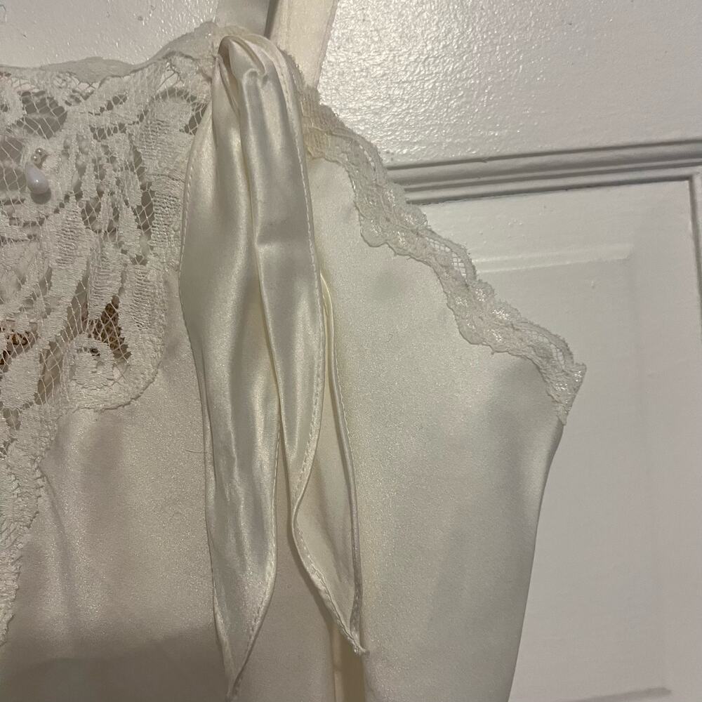 Vintage Gold label Victoria Secret ivory white night gown M - Picture 5 of 10